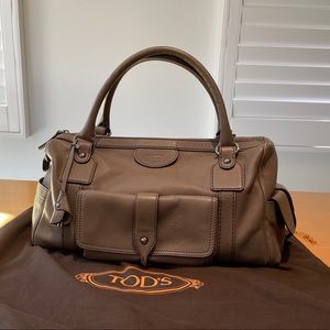 TOD’S medium leather tote bag